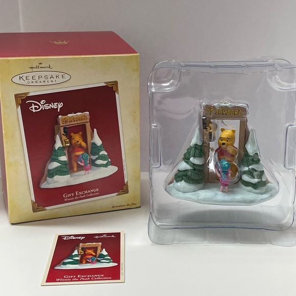 Hallmark Ornament Gift Exchange, Winnie the Pooh Collection 2005 new in box. - Picture 5 of 13